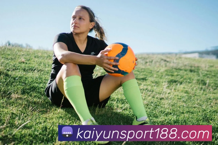 博维即将加盟沃特福德签署五年半合同完成体检手续