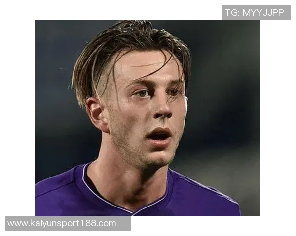 贝纳德斯基回忆：年轻时妻子拒绝我但我坚持追求爱情的故事